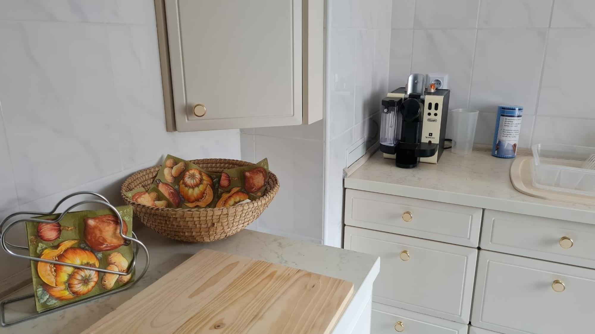 Ferienwohnung Mit Individueller Ausstattung - Jedes Zimmer Ist Anders エアフルト エクステリア 写真