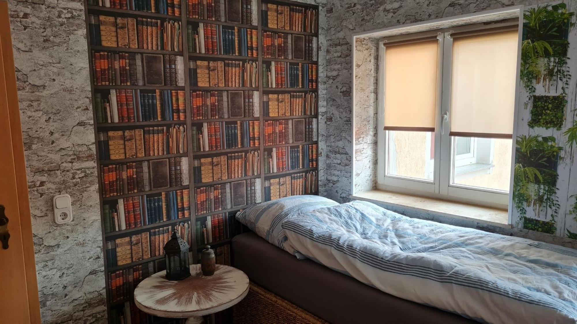 Ferienwohnung Mit Individueller Ausstattung - Jedes Zimmer Ist Anders エアフルト エクステリア 写真