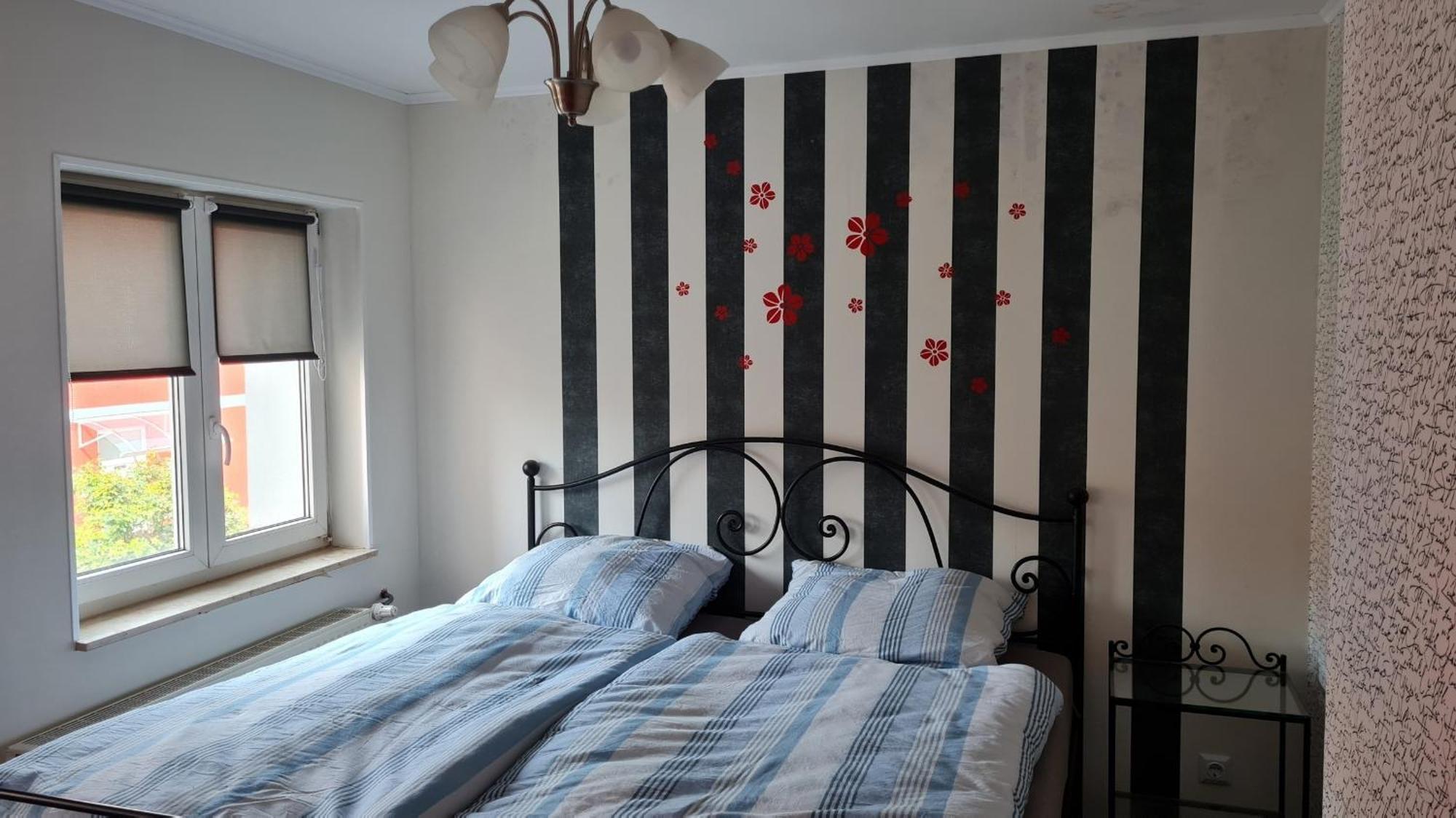 Ferienwohnung Mit Individueller Ausstattung - Jedes Zimmer Ist Anders エアフルト エクステリア 写真